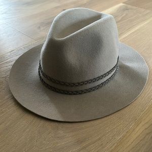 Michael Stars gray double band braided hat. Worn once!